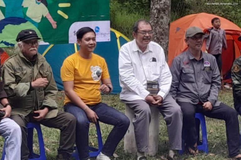 Hutan Jawa Barat Bukan Hanya Rusak, Tapi Juga Hilang