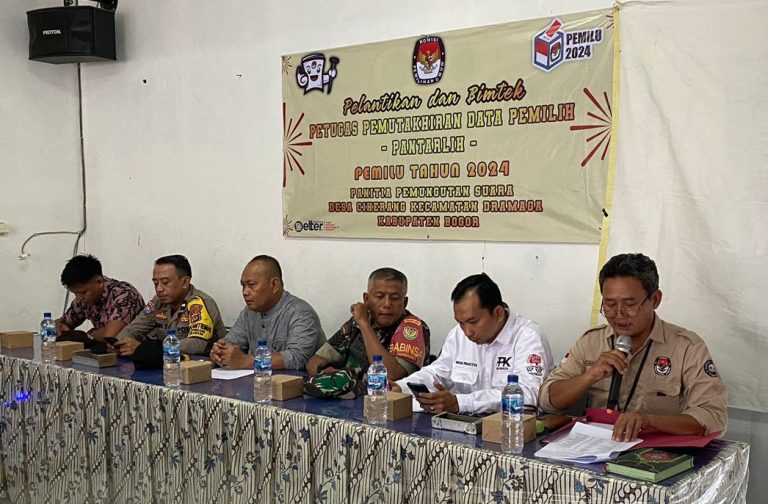 Padat Penduduk, Desa Ciherang Memiliki Jumlah TPS Terbanyak