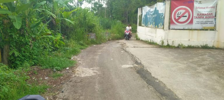 Pengerjaan Jalan Cirangkong-Cemplang Diduga Mark-up