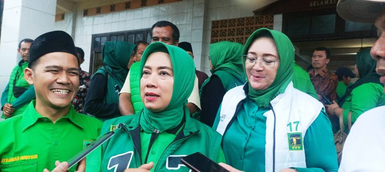 Elly Yasin Beri Pembekalan Pada SAMAWA