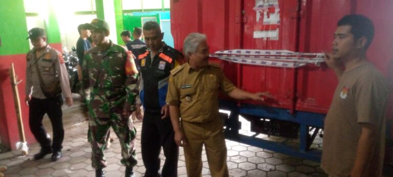 Tunggu Arahan KPU, Desa Kota Batu Masih Kurang Kotak Suara DPRD