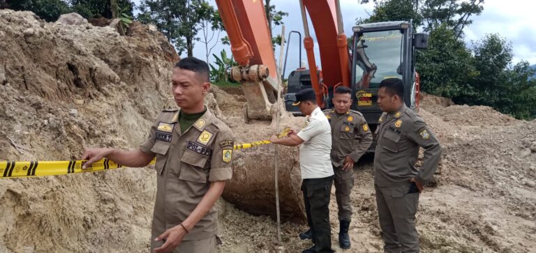 Satpol PP Tutup Galian C di Cikadu