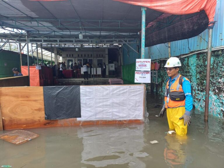 Gerak Cepat PLN Siaga Kelistrikan Pemilu di Tengah Banjir