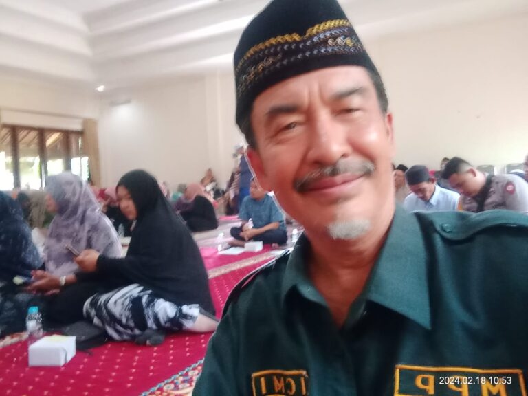 Pimpinan Parpol “Lompat Pagar” Merusak Praktik Berdemokrasi