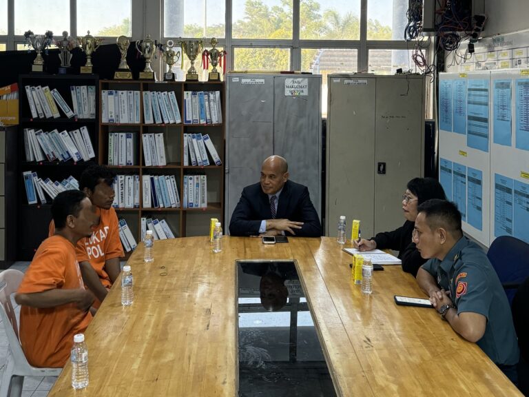 Dua Nelayan Aceh Bebas dan Kembali ke Tanah Air