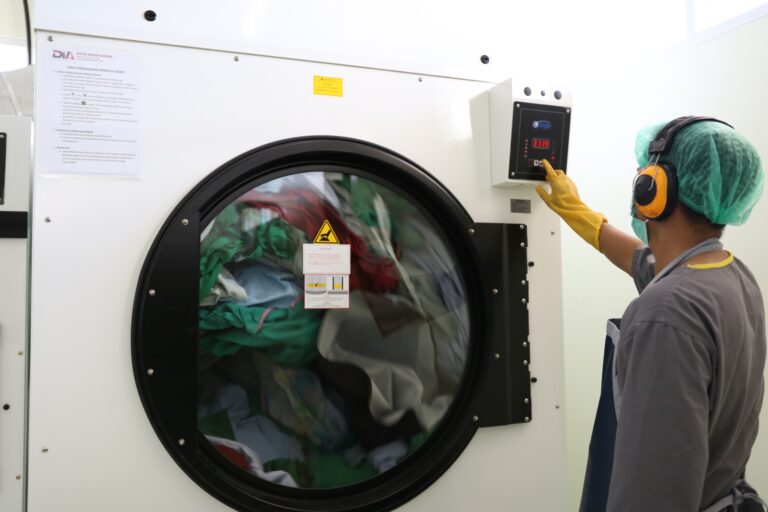 Gunakan Teknologi Canggih, RSUD Leuwiliang Terapkan Standar Baru di Instalasi Laundry