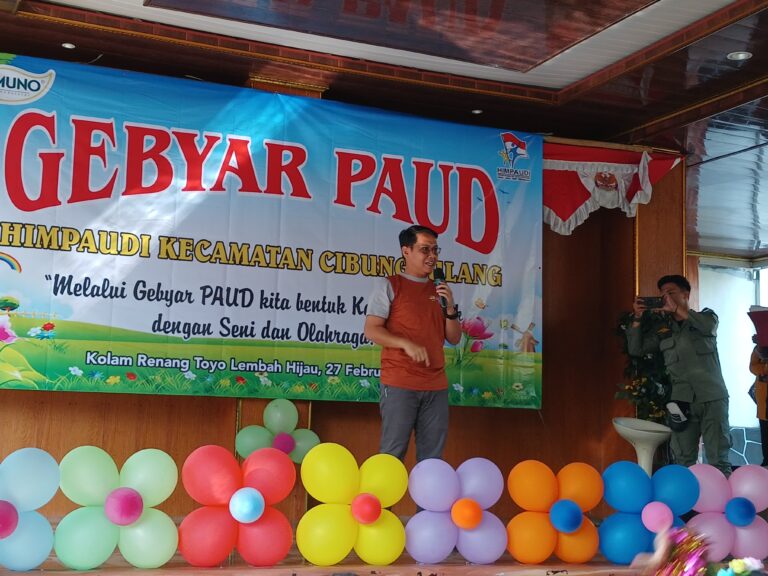 Ajak Berterimakasih ke Guru, Camat Cibungbulang Hadiri Gebyar PAUD