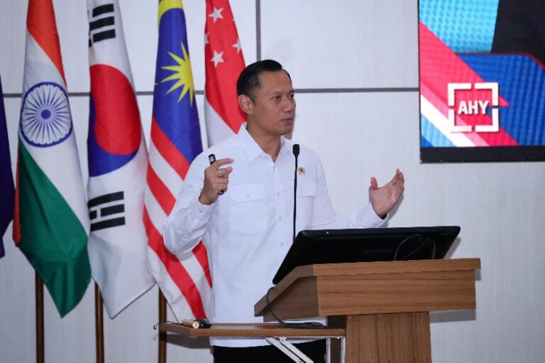 Beri Kuliah Umum di Seskoal, Menteri AHY: Peran TNI AL Penting dalam Tata Ruang Pertahanan Indonesia