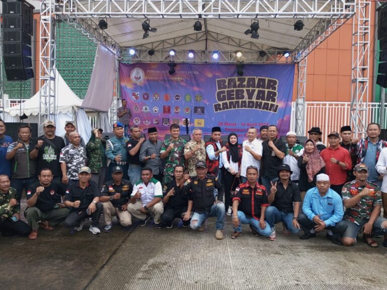 Hadir Untuk Kalangan Menengah BawahForum Lintas Ormas Gelar Bazar Gebyar Ramadhan
