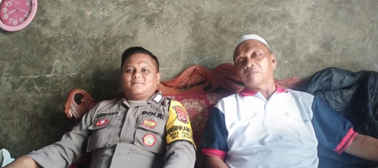 Bhabinkamtibmas Desa Pabangbon di Hari Kedua Puasa Bulan Ramadhan Dekatkan Pengabdian ke Masyarakat