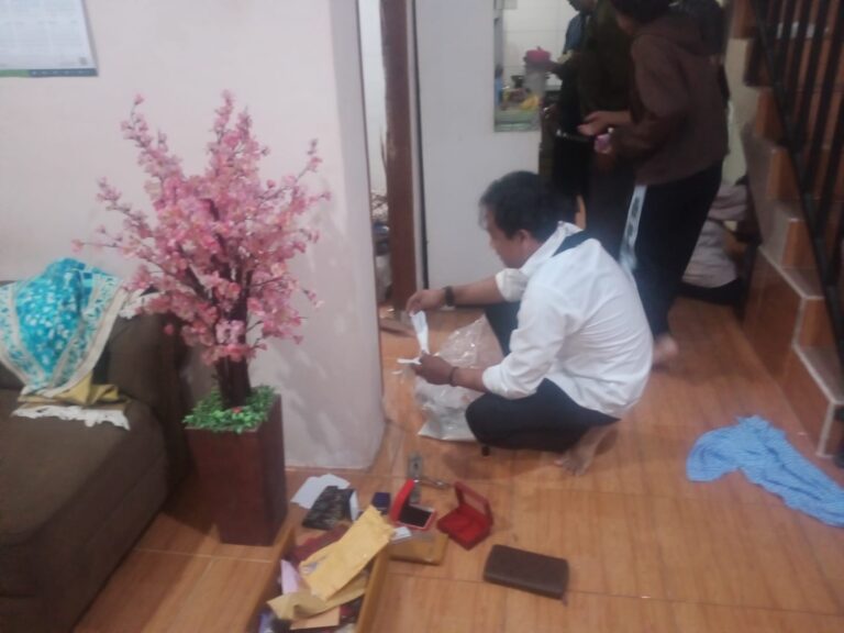 Ditinggal Tarawih, Pelaku Gasak Uang dan Perhiasan