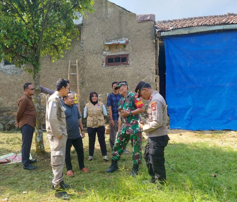 Plt Camat Ciawi Imbau Warga Tingkatkan Kewaspadaan Cuaca Ekstrem
