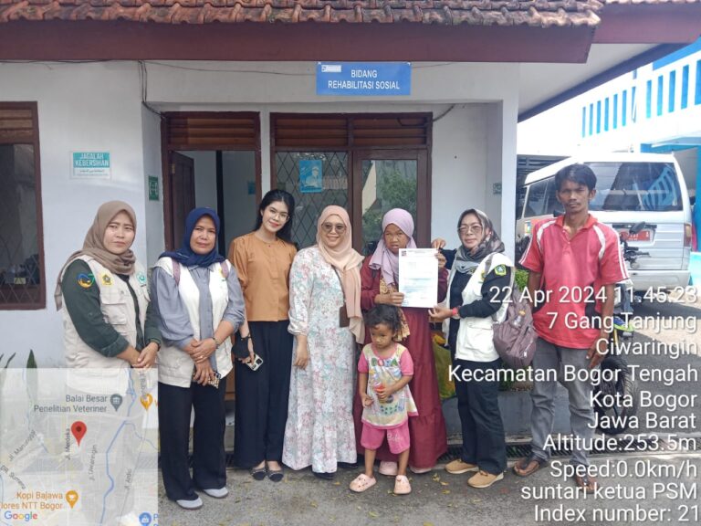 Ngemis di Depan Istana, Kades Bojongjengkol Bantu Dewi Masuk DTKS