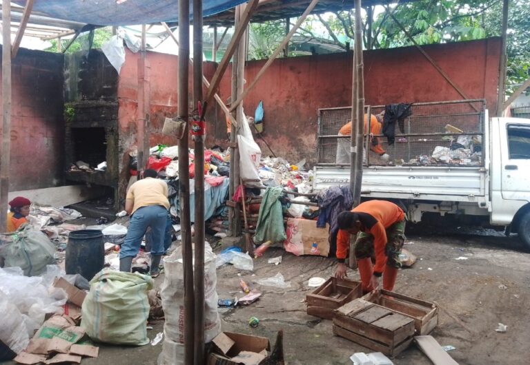 PLH Desa Sukaharja Butuh Perhatian Dari Dinas Terkait