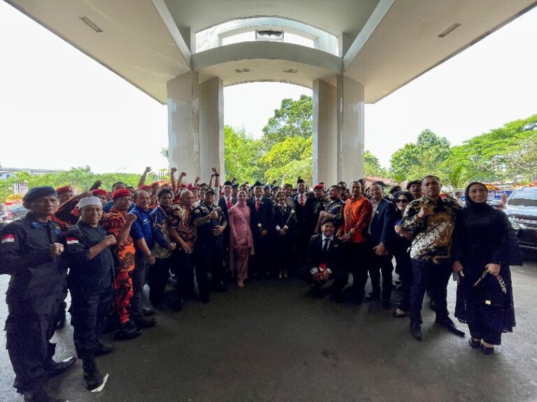 Puluhan Anggota PP dan Garda Pemuda NasDem Kawal Pelantikan Benninu CS