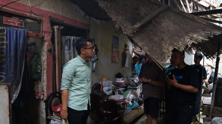 Kisah pedih Calon Wakil WaliKota Bogor Eka Maulana Saat Lihat Rumah Warga yang Hampir Roboh.
