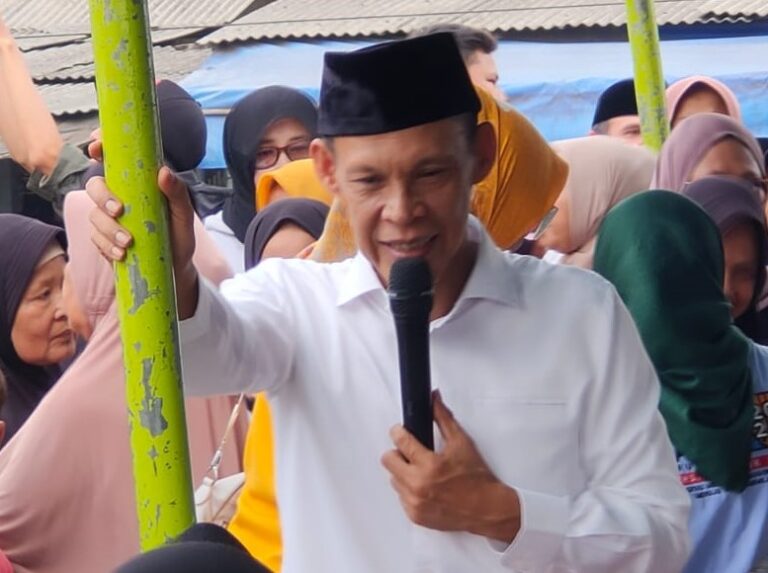 Jaro Ade Imbau Warga Waspada Hujan Lebat dan Angin Kencang