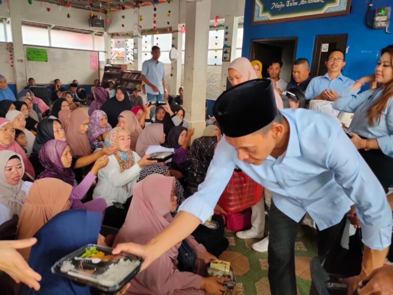 Problem Sampah dan Pengangguran di Kemang jadi Perhatian Jaro Ade