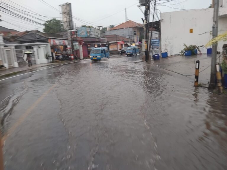 Buruknya Saluran Irigasi, Tiga Titik di Leuwiliang Jadi Langgaran Banjir