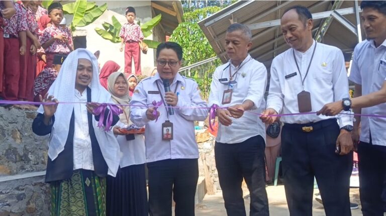 SDN Parakanmuncang 01 Nanggung Miliki Kantin Berseri