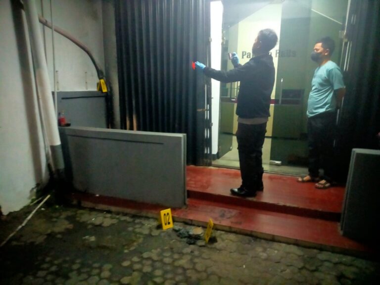 Kantor Redaksi Harian PAKAR Dibakar OTK, Pemred: Harus Diusut Tuntas