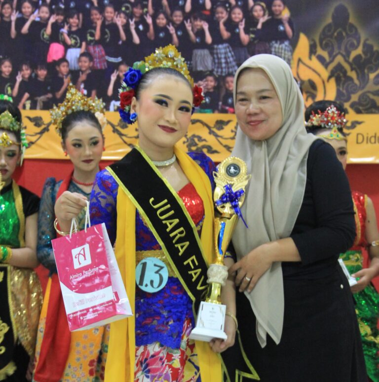 Kenzie Lovely Bius Penonton, Sabet Juara Festival Koreografer Mahir