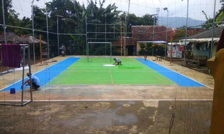 Selain Fasilitas Olahraga dan SAB, Antam Juga Bangun Penerangan