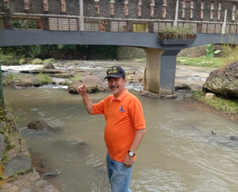 Purna Tugas Vs Purna Bhakti Bagi Saya AA