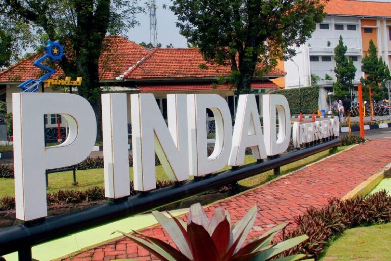 PT Pindad Resmi Gandeng Perusahaan Otomotif Korea Garap Mobil Nasional