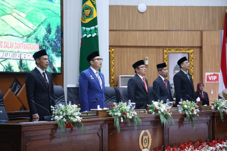 Penyaluran Dana Hibah untuk Madrasah dan Ponpes di Tahun 2026 Didukung Ketua DPRD Sastra Winara