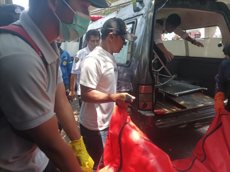 Mr X Ditemukan Tewas Membusuk di Lahan Kosong Cibuluh