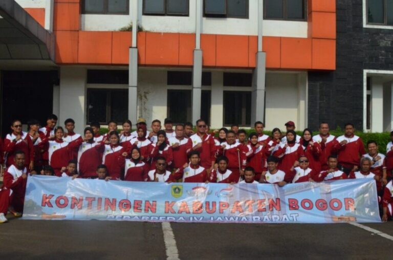 Kabupaten Bogor Lepas 30 Atlet Difabel ke PEPARPEDA IV Jawa Barat 2025, Target Juara Umum dengan 20 Medali Emas