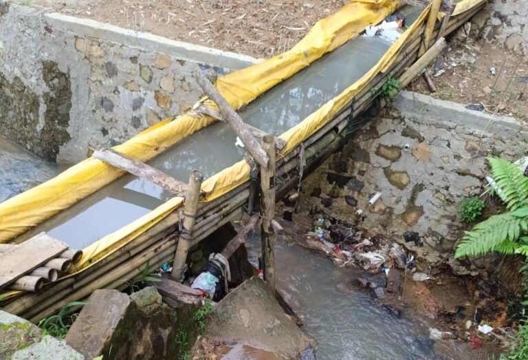 Tak Bergantung ke Pemerintah, Warga di Curugbitung Swadaya Bangun Irigasi