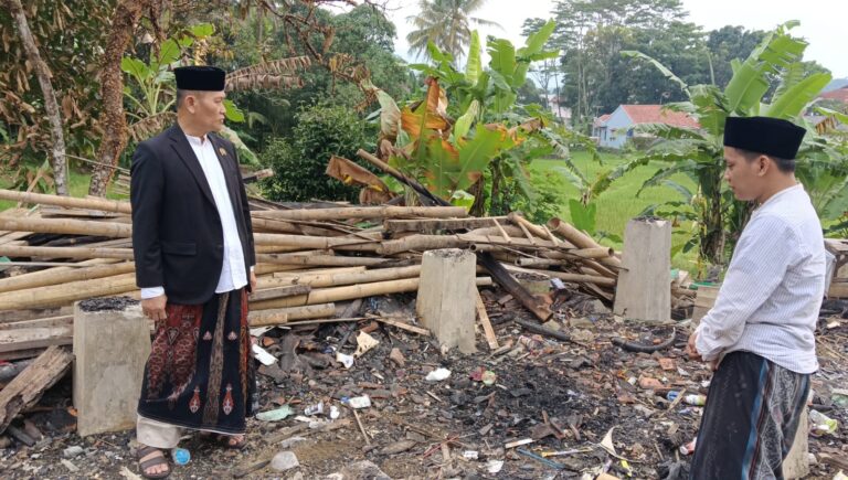 Usep Nukliri Kunjungi Ponpes yang Terbakar, Musibah jadi Ujian Untuk Bersabar