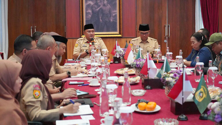 Bupati Bogor dan Taman Safari Indonesia Jajaki Kolaborasi Pengembangan Kawasan Edukasi dan Konservasi