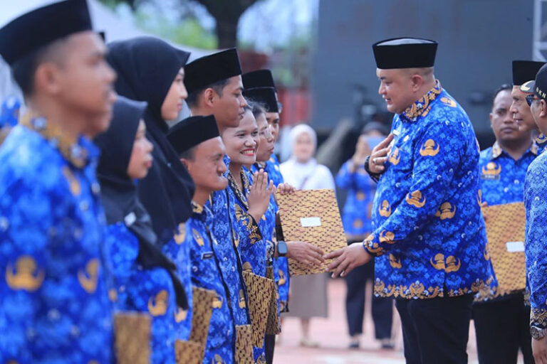 Rudy Susmanto Lantik 9.687 PPPK Paruh Waktu, Terbesar Se-Indonesia