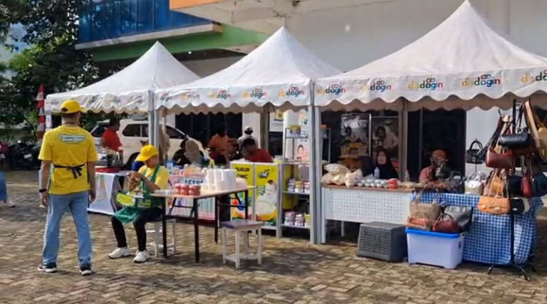 Penjualan UMKM Laris Manis di Car Free Day Tegar Beriman