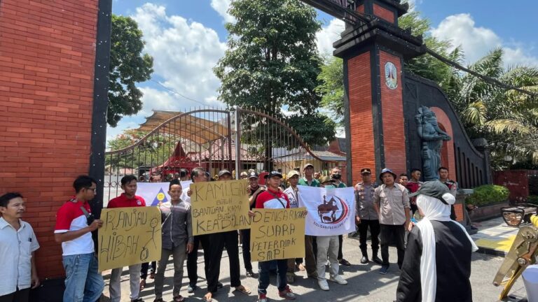 Forum Petani Bogor Protes Vonis Penjara Terhadap Seorang Peternak di Kediri