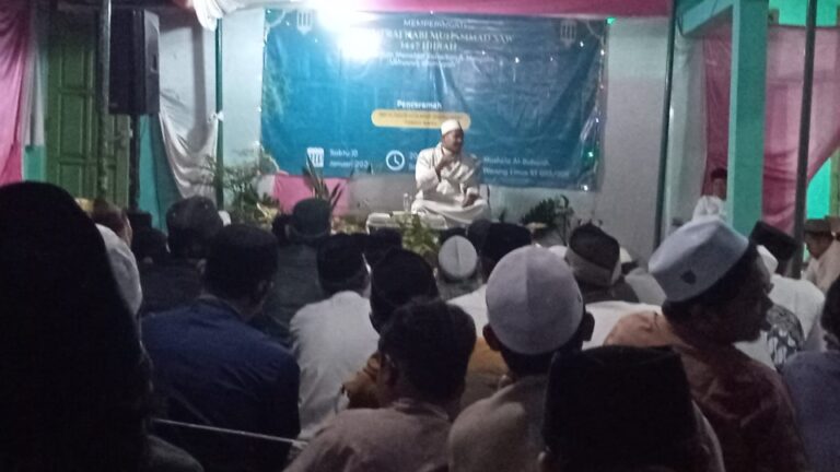 Peringati Isra Mi’raj, Warga Warung Limus Perkuat Ukhuwah dan Keimanan