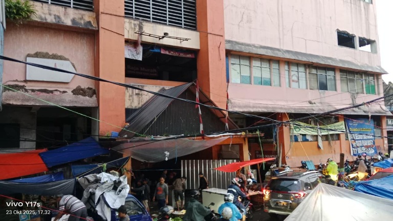Pembongkaran Plaza Bogor Terkendala Izin