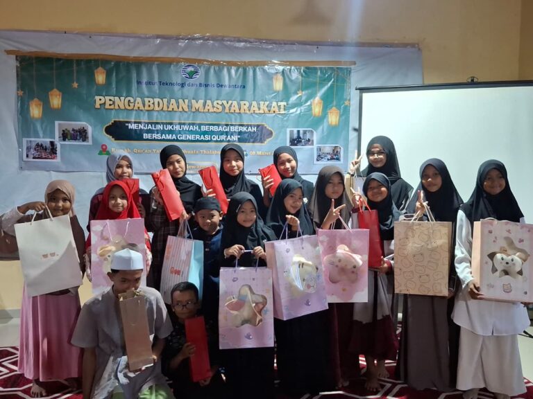 Pengabdian Masyarakat ITB Dewantara Berbagi Kebahagiaan Bersama Anak Yatim Penghafal Al-Qur’an di Bulan Ramadhan