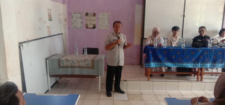 Ratusan Siswa SMPN 2 Cibungbulang Terima PIP Aspirasi