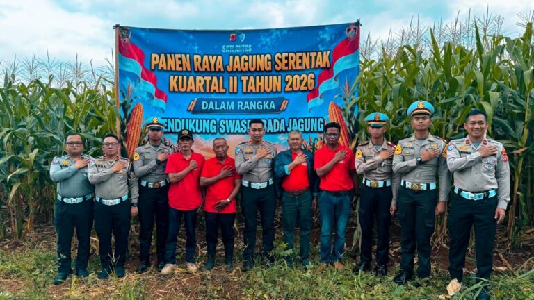 Polres Sukabumi di HUT Bhayangkara ke-80: Bantu Petani, Salurkan Air Bersih dan Dukung Ketahanan Pangan