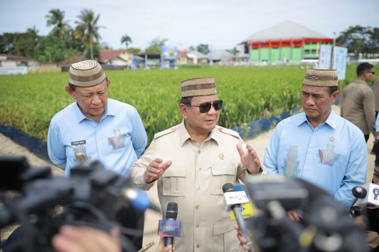 Presiden Prabowo: Petani dan Nelayan Tulang Punggung Republik, Swasembada Pangan Harus Dijaga Seterusnya