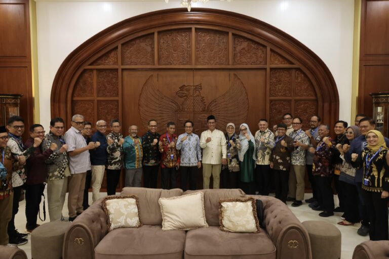 Minggu Pagi, Mentan Amran Kumpulkan Rektor Perguruan Tinggi Lingkup Indonesia Timur, Perkuat Inovasi Pertanian