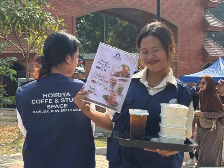 Hoiriya Coffe, Doa dari Seorang Ibu yang Kini Jadi Rumah Kedua untuk Nugas dan Pejuang Deadline