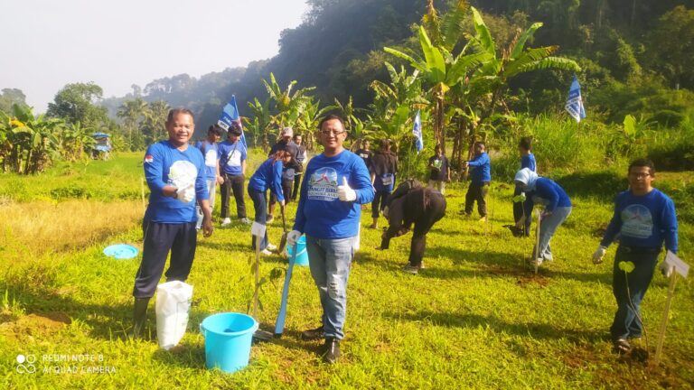 Peringati HUT ke-25, Partai Demokrat Lakukan Aksi Tanam Sejuta Pohon