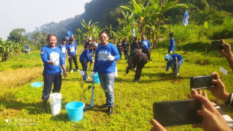 Anton Sukartono Ingatkan Pemerintah Awasi Paru-paru Dunia