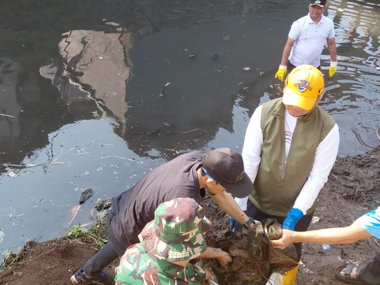 DPK KNPI Bogor Barat Berpartisipasi dalam Aksi Bersih Sungai Lintas Sektor untuk Mitigasi Bencana