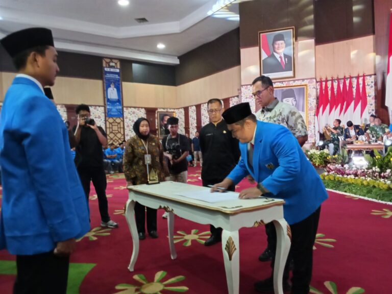 DPD KNPI Kabupaten Bogor Lantik Serentak 40 DPK KNPI Periode 2026–2028
